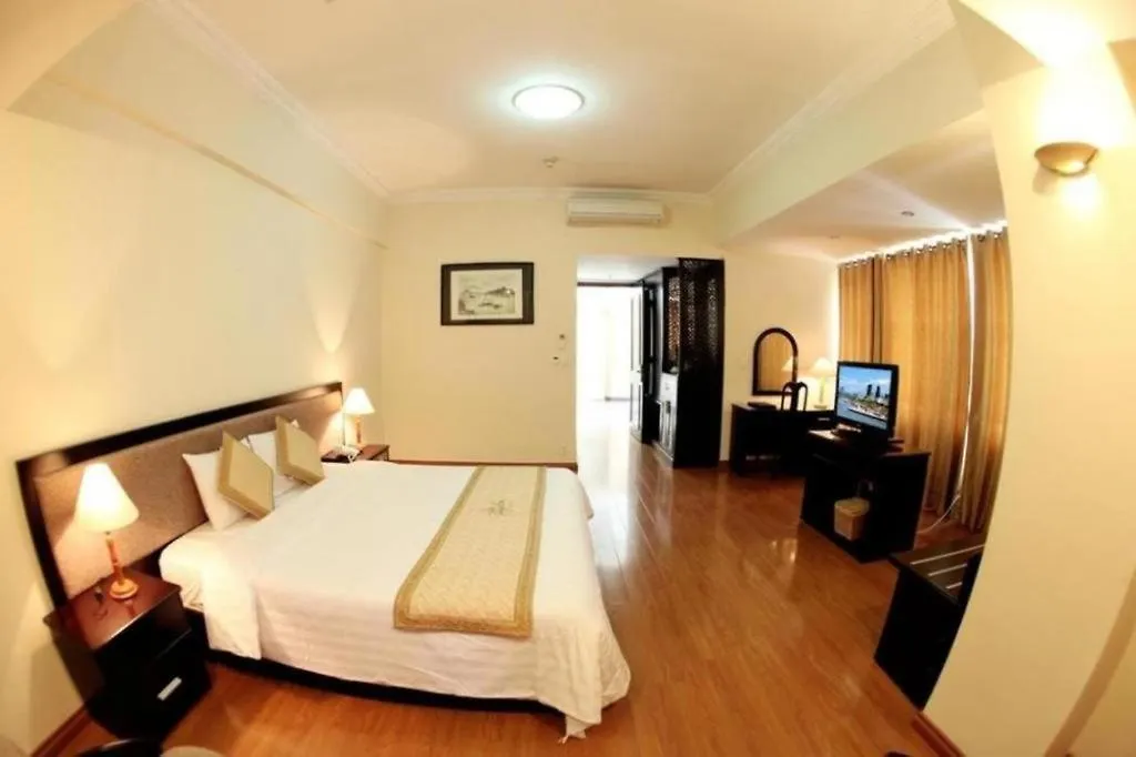 Bamboo Green Central Hotel Da Nang 3*,  Vietnam